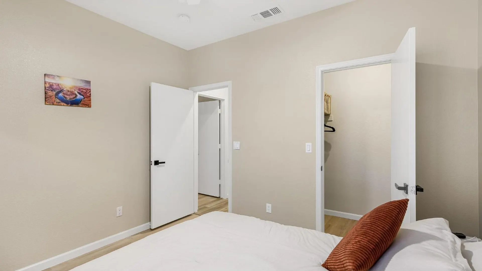 Charming Cozy 4Br Retreat-Pool, Pool Table, Grill & Fire Pit Villa Phoenix Holiday home